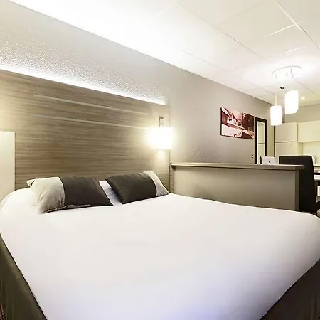 Western Centre Hotell Voiron