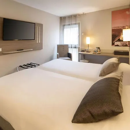Western Centre Hotell Voiron