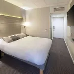 Kyriad Grenoble-voiron Chartreuse-centr'alp 3*