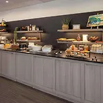 Hotel Kyriad Grenoble-voiron Chartreuse-centr'alp 3*