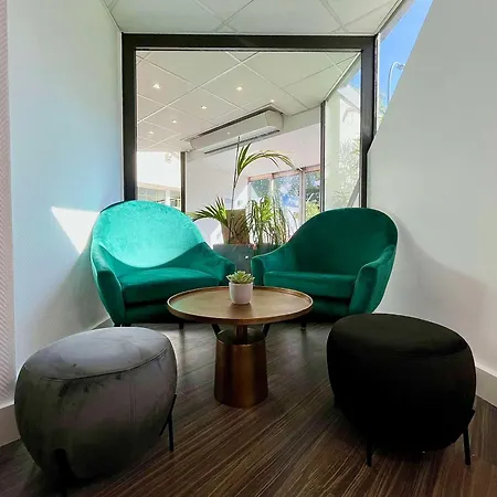 Kyriad Grenoble-voiron Chartreuse-centr'alp Hotel 3*