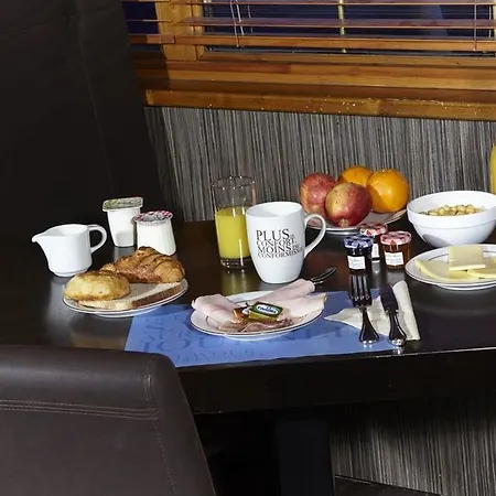 Kyriad Grenoble-voiron Chartreuse-centr'alp Voiron