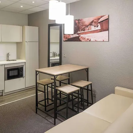 Hotel Kyriad Grenoble-voiron Chartreuse-centr'alp
