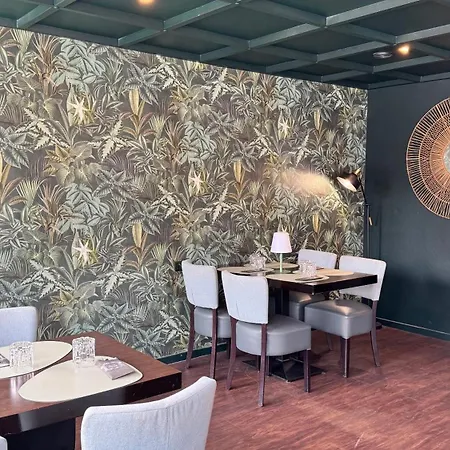 Hotel Kyriad Grenoble-voiron Chartreuse-centr'alp