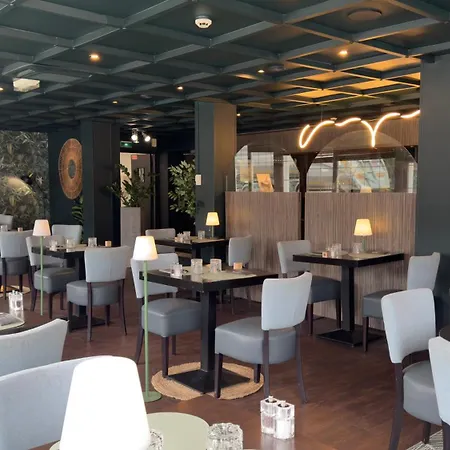 Kyriad Grenoble-voiron Chartreuse-centr'alp Hotel Voiron