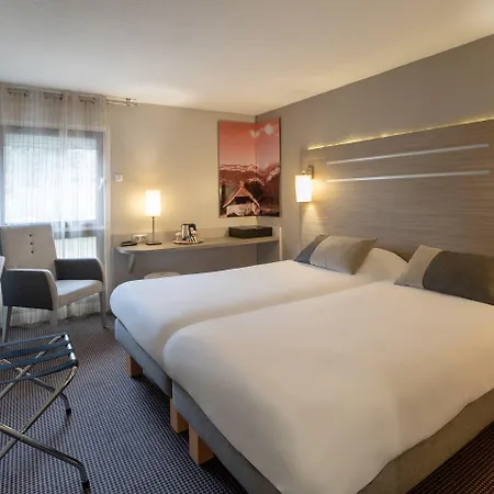 Kyriad Grenoble-voiron Chartreuse-centr'alp Hotel Voiron