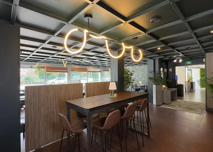 Szálloda Western Centre 3*